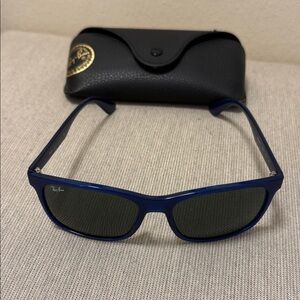 Ray-Ban Navy Blue Sunglasses with case